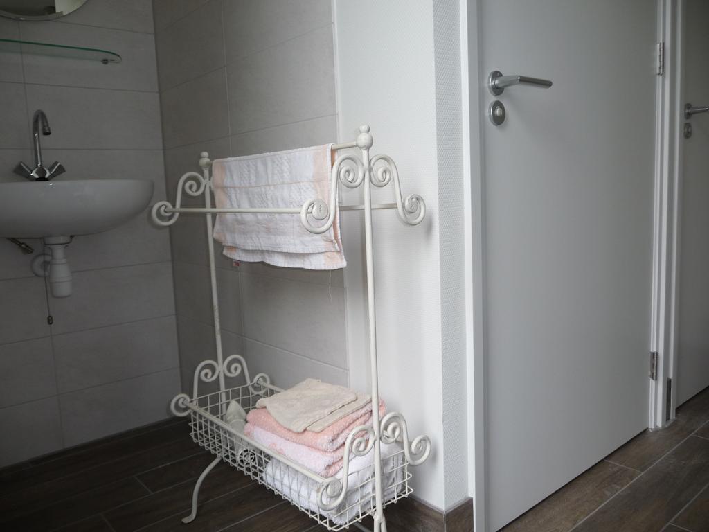B&B “Te Warskip Bij Blokvis” Medemblik Phòng bức ảnh